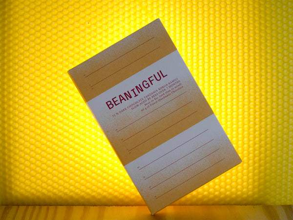 Riboto leidimo 72 % Juodasis šokoladas TANZANIA KOKOA KAMILI. LĖTAI BRANDINTA BIČIŲ daugiau nei 7 mėnesius